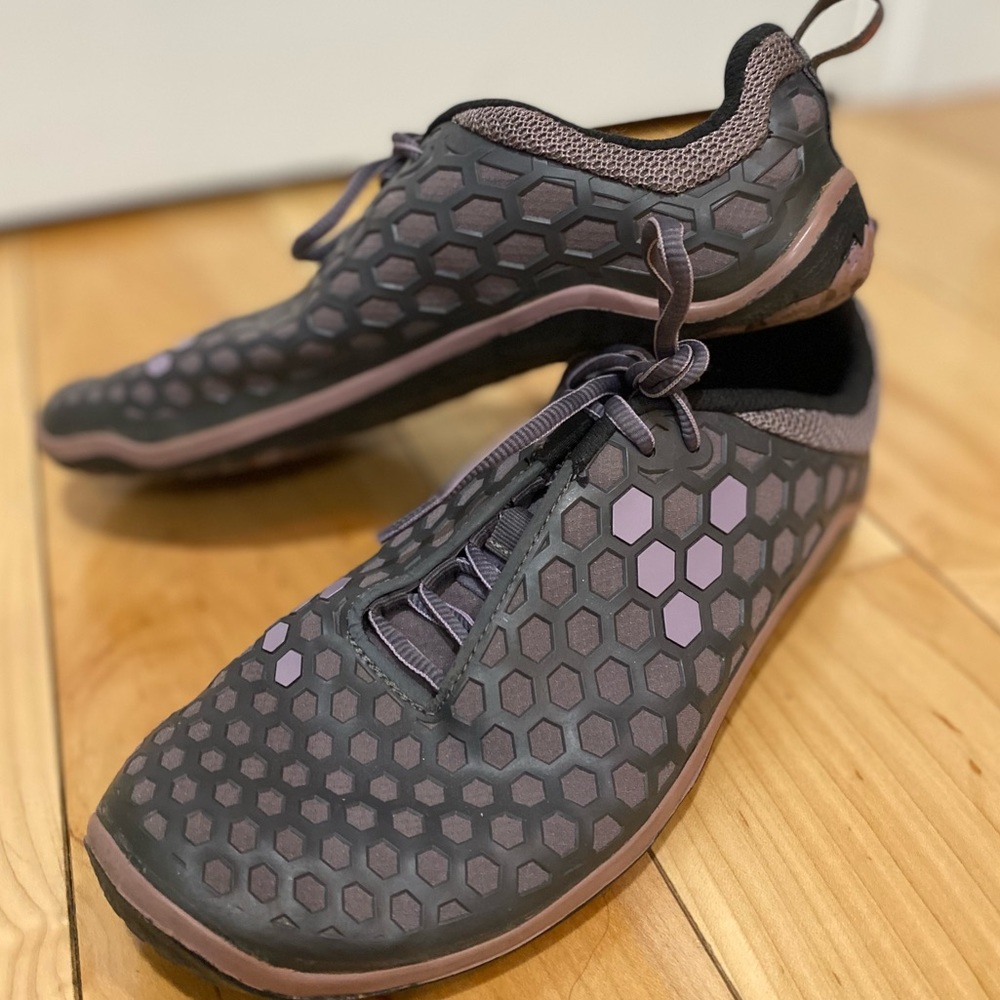 Vivian Barefoot Women’s Lite Running Shoe